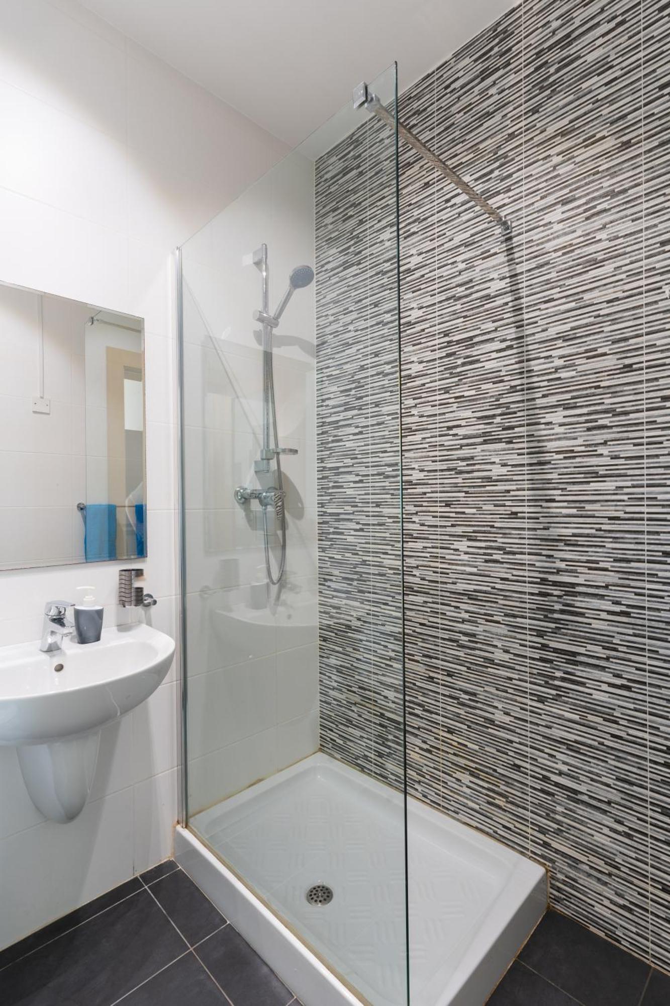 2 Bedroom In Central St Julians Prime Location In Paceville Apt 3 By Vaganza Saint Julian's ภายนอก รูปภาพ